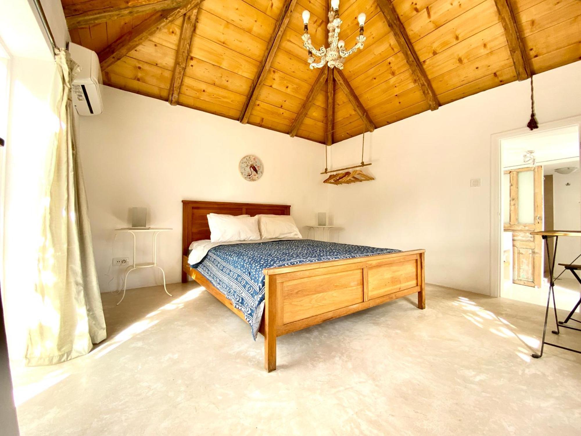 Stylish Vathy Studio With Sea View Bagian luar foto